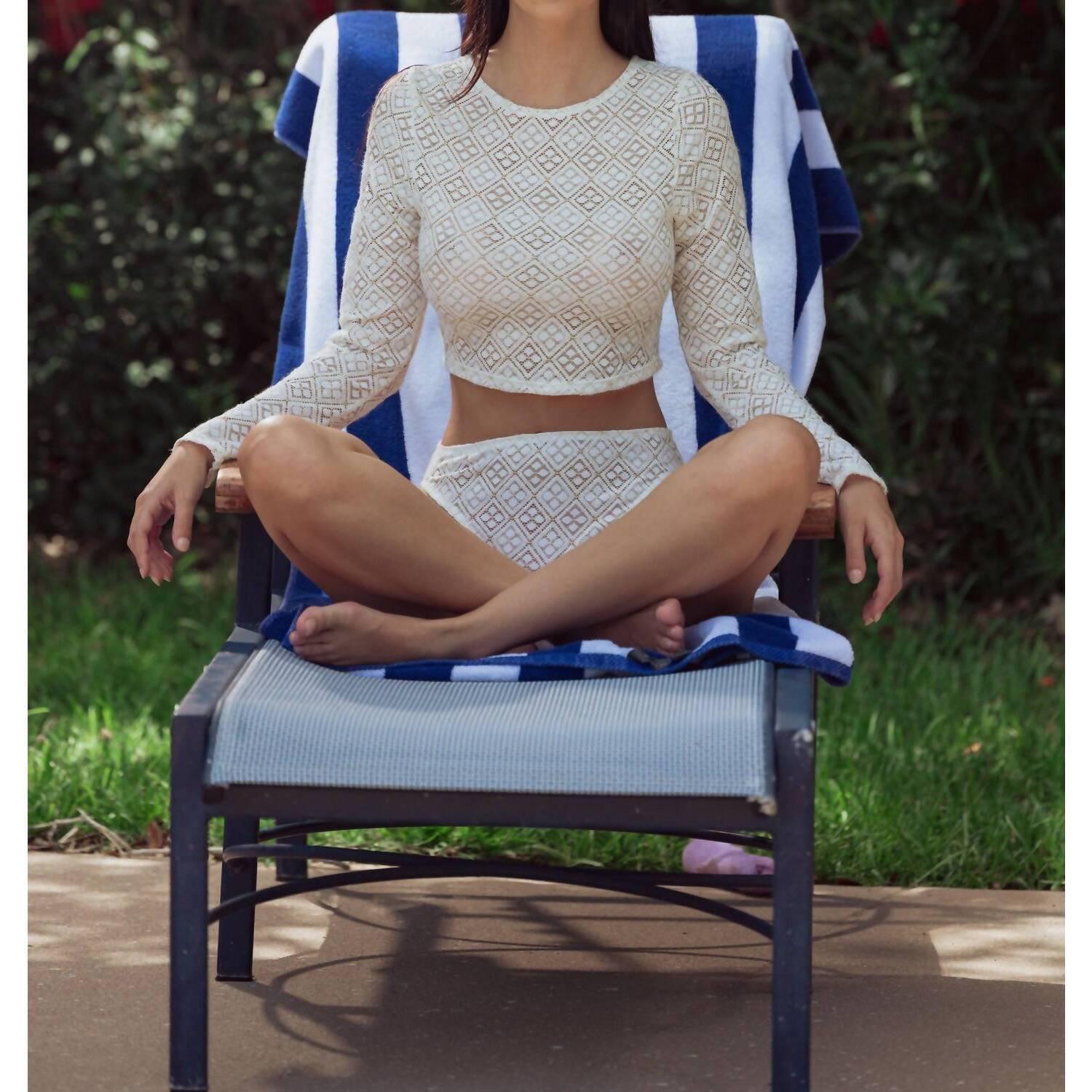 New Kilo Brava Geo Lace Long Sleeve Crop Top In Shell White